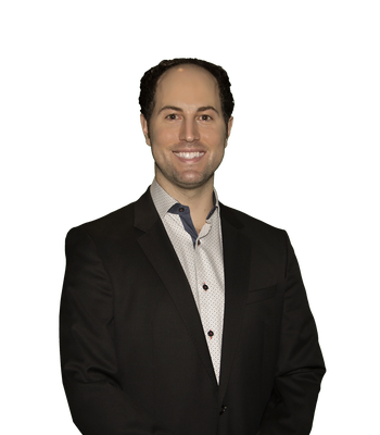 Portrait of Evan Pougnet, Real Estate Agent.