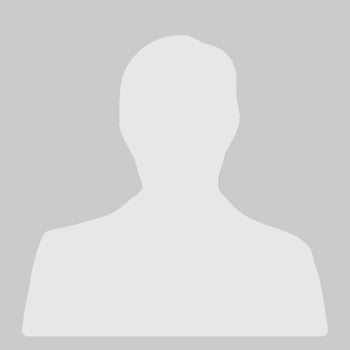 Portrait of Lindsey Roberts, Realtor